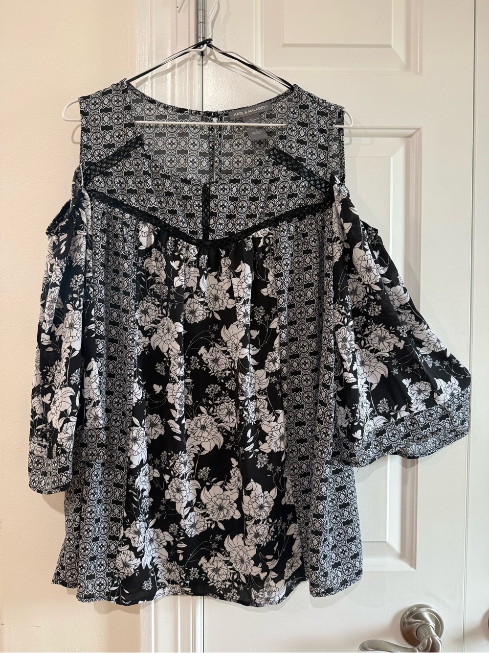 Kate & Mallory Black and White Floral Cold-Shoulder Blouse